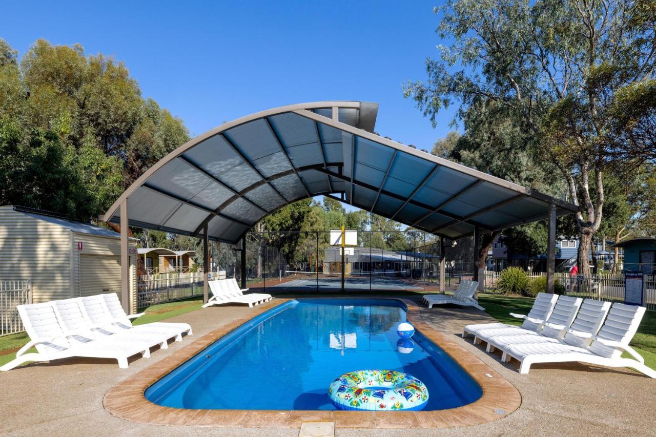 Big4 Deniliquin Holiday Park エクステリア 写真