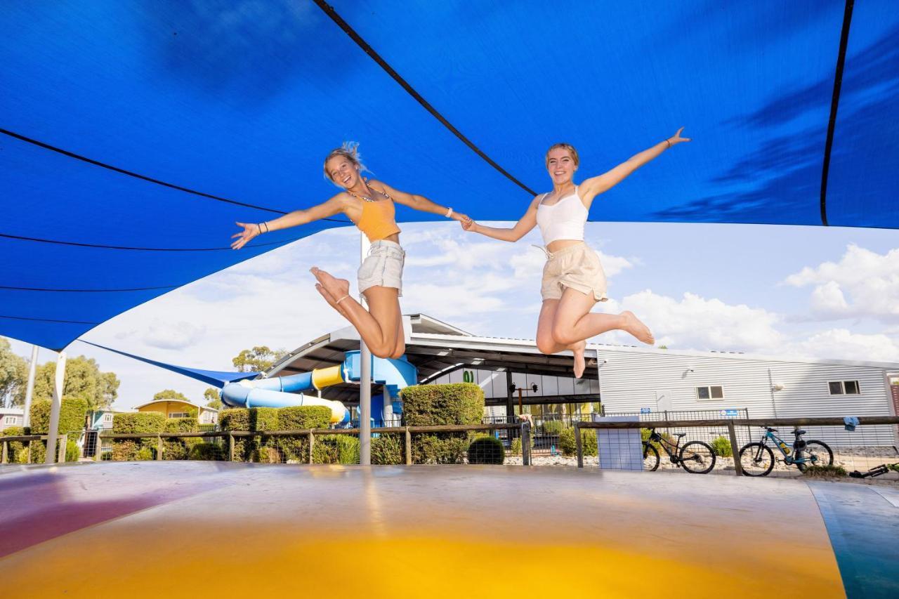Big4 Deniliquin Holiday Park エクステリア 写真